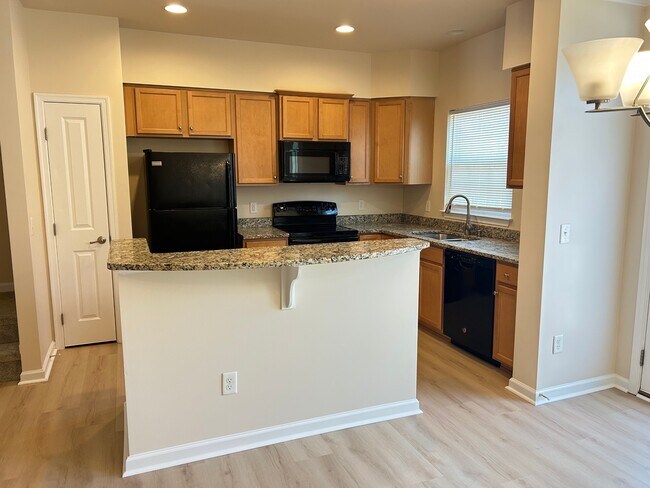 Building Photo - 128 Awendaw Way