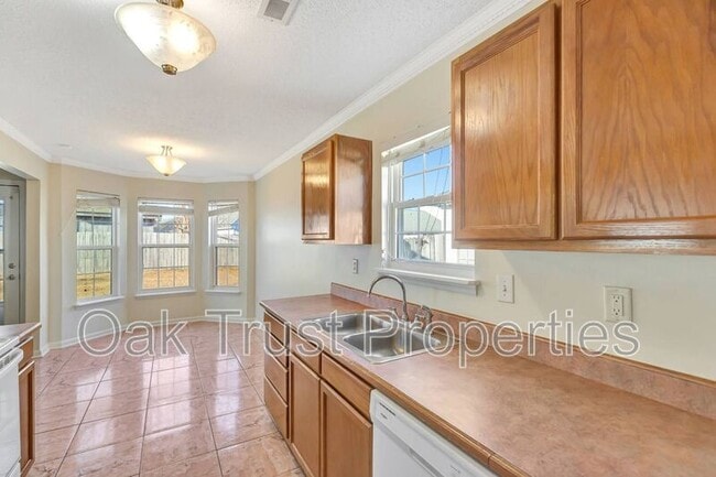 Building Photo - 5098 Westview St