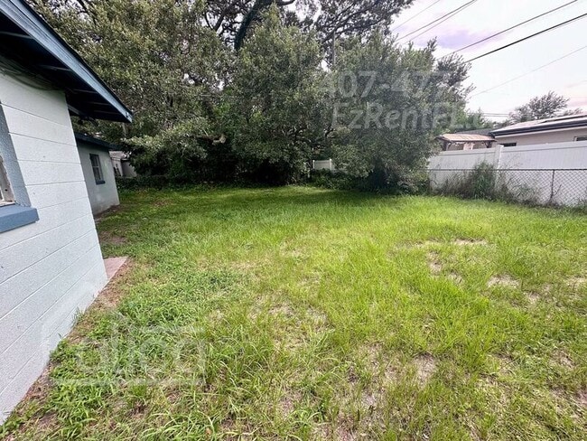 Building Photo - 7620 Prato Ave
