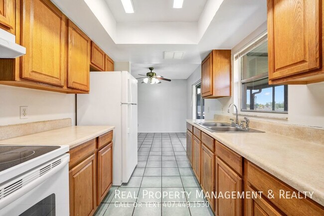 Building Photo - 39 Las Brisas Way