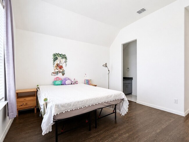 Building Photo - 17293 Texas Pistache Dr