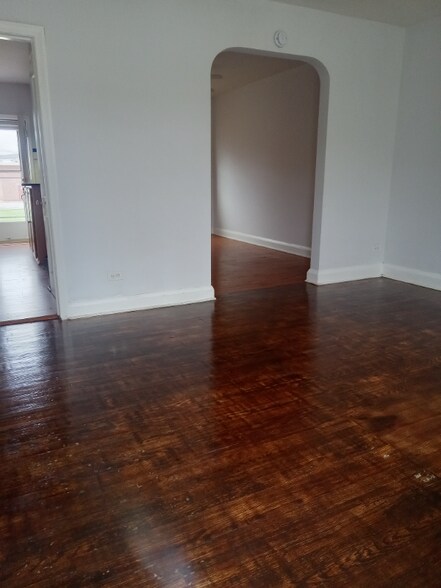 Building Photo - 503 Campbell Ln