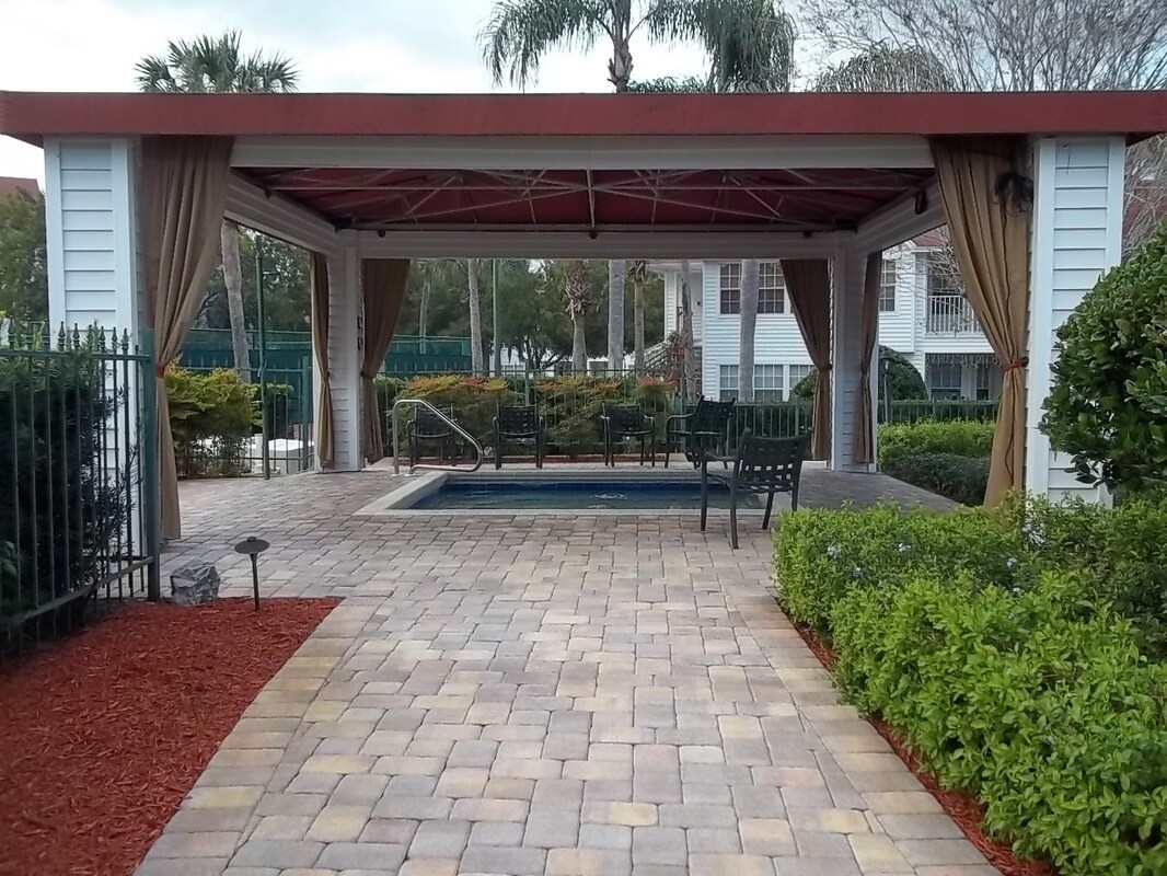 Building Photo - 11582 Westwood Blvd