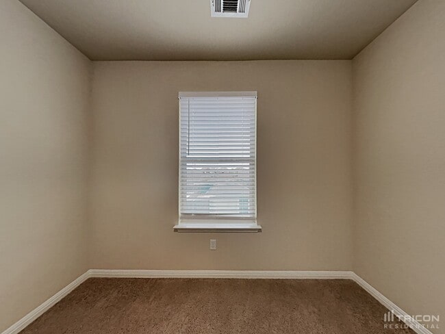 Building Photo - 4523 Kind Way
