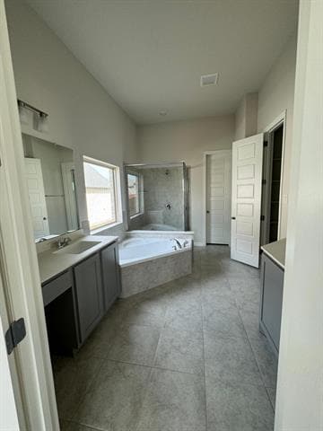 Building Photo - 1201 Indianola Trl