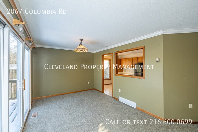 Building Photo - 2067 Columbia Rd
