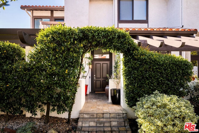 Building Photo - 1561 Michael Ln