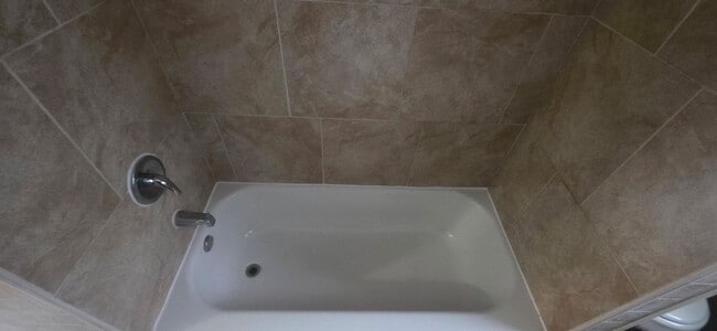 Building Photo - Spacious 3-Bedroom Home with Comfort & Charm in Youngstown