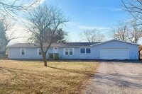 Building Photo - 2567 500 E