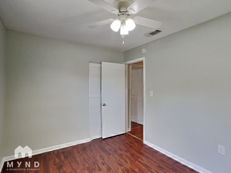 Building Photo - 4053 Doster St SW