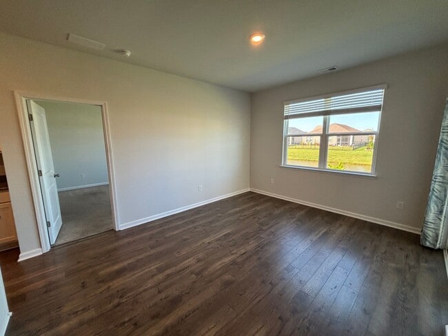 Building Photo - 2888 Pegasus Pl