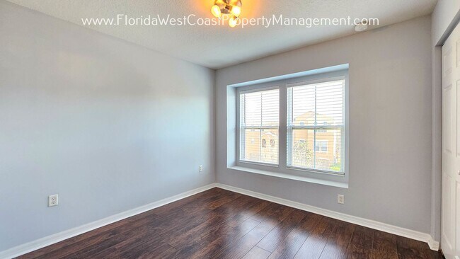 Building Photo - 9015 White Sage Loop