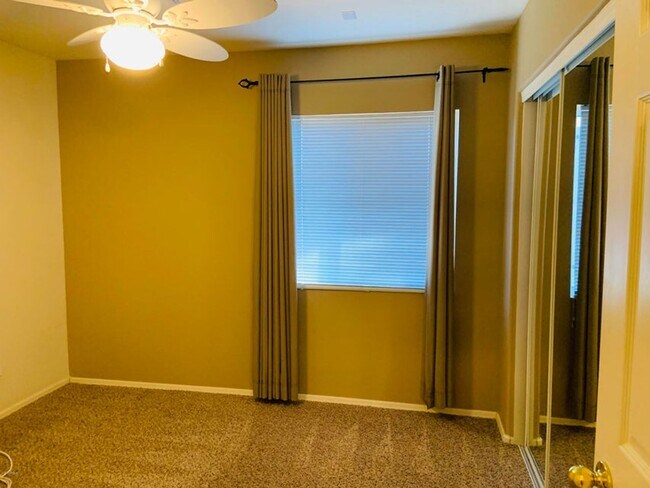 Building Photo - Nice 3 Bed, 2 Bath in Peoria