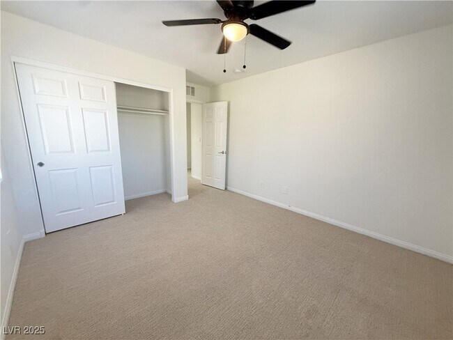 Building Photo - 7769 Britton Rose Dr