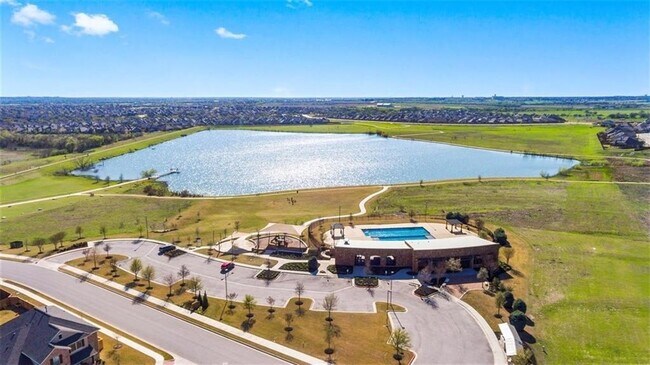 Building Photo - 3305 Amerigo Pl