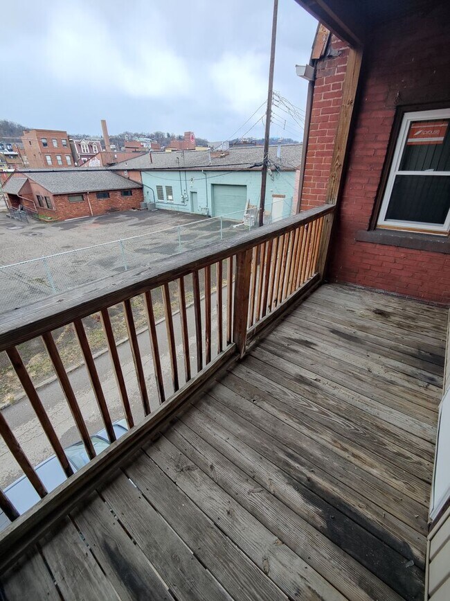 Building Photo - 2423 Wrights Wy