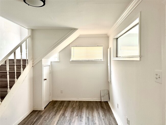 Building Photo - 4128 Bissonnet St