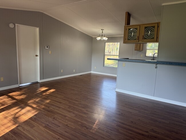 Building Photo - 7007 Glen Meadow Dr