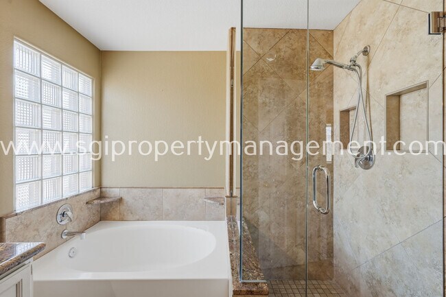 Building Photo - 30405 N 42nd St