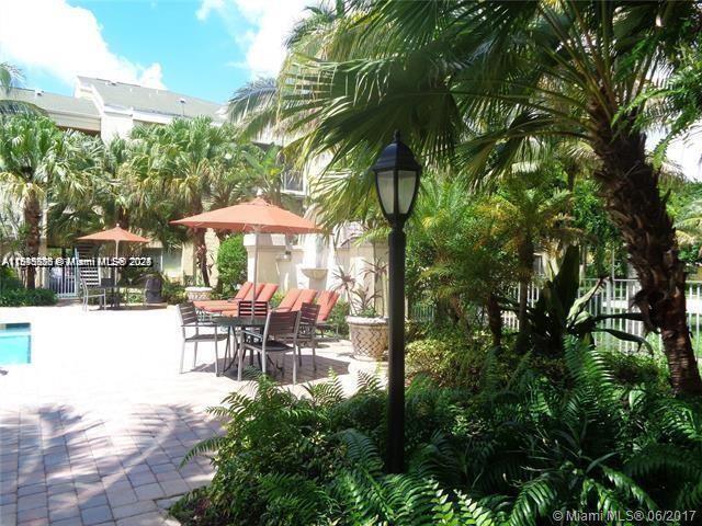 Building Photo - 5612 Rock Island Rd