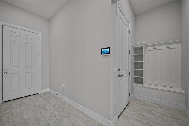 Building Photo - 10366 Northbrook Cir