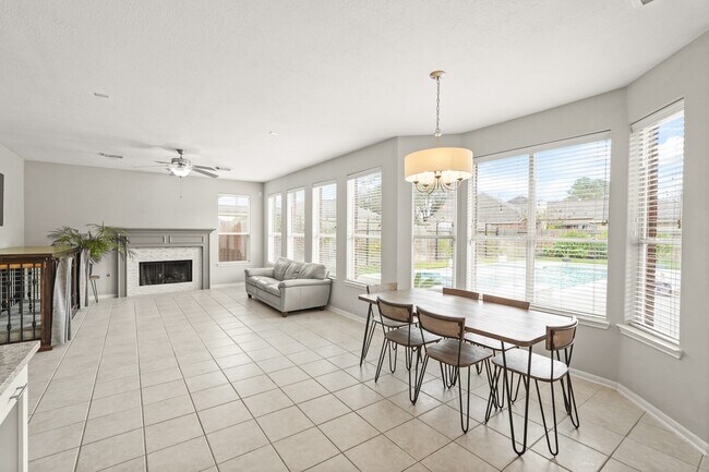 Building Photo - 18910 Rustling Ridge Dr