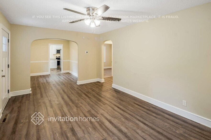 Building Photo - 7839 Chapman St