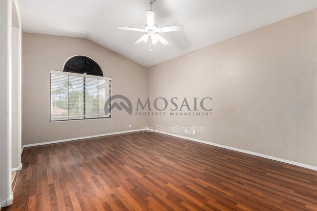 Building Photo - 3761 S Waterfront Dr