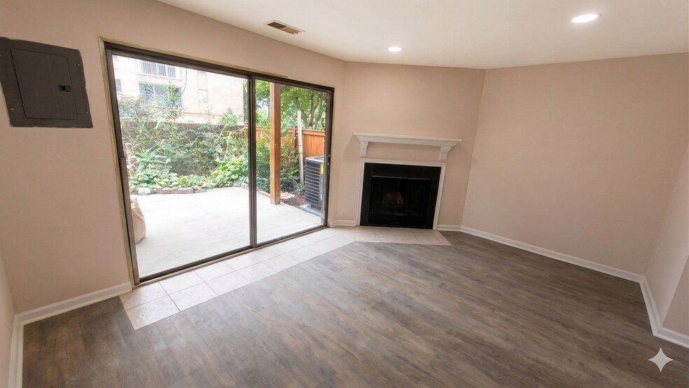 Building Photo - 971 S Taylor St