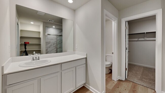 Building Photo - Brand New 4 Bedroom 2 Bath Home in Yukon S...