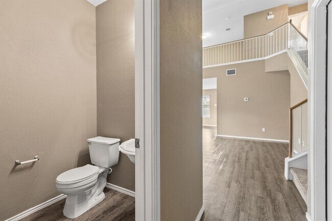 Building Photo - 3769 Castle Rock Dr