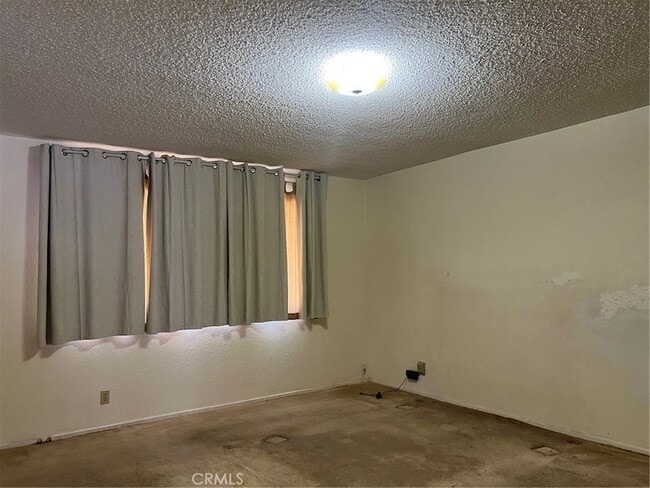 Building Photo - 14835 Kinai Rd