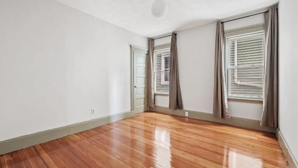 Building Photo - 19 Sudan St