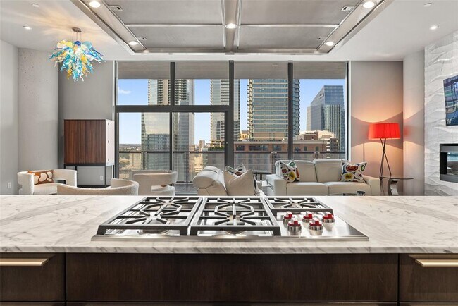 Building Photo - 210 Lavaca St