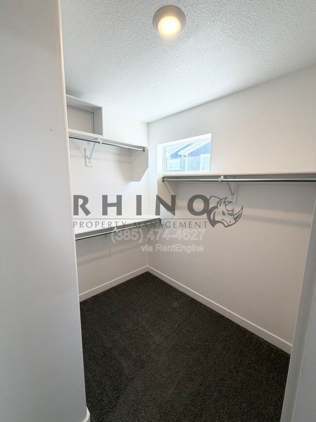 Building Photo - 4673 W Miramonte Wy