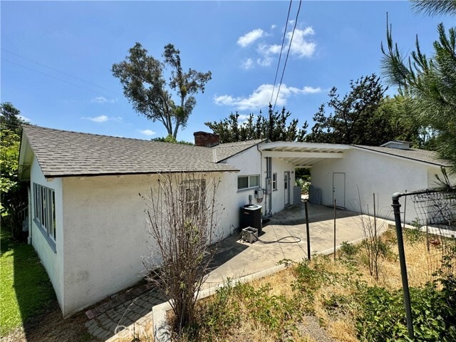 Building Photo - 3030 San Juan Dr
