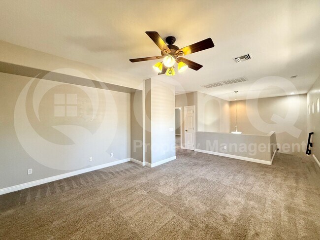 Building Photo - 2049 W Periwinkle Way
