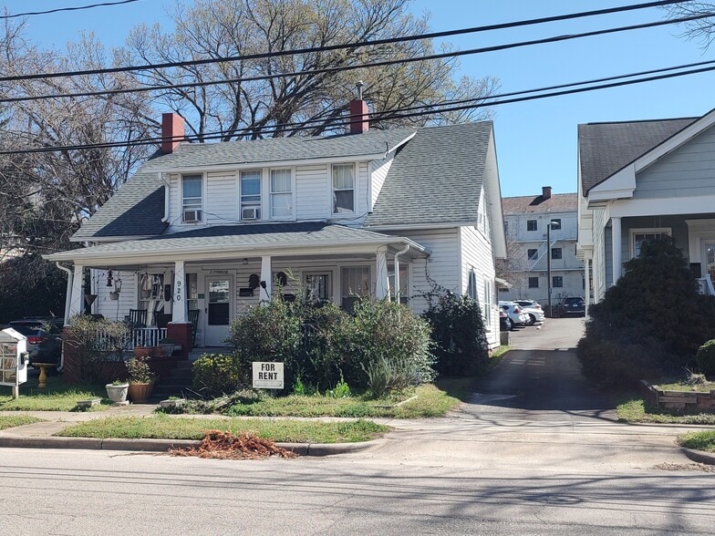 Primary Photo - 920 W Morgan St