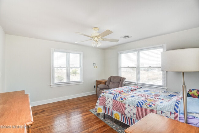 Building Photo - 47 Valentine St