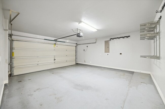 Building Photo - 10709 Madden Oaks Pl