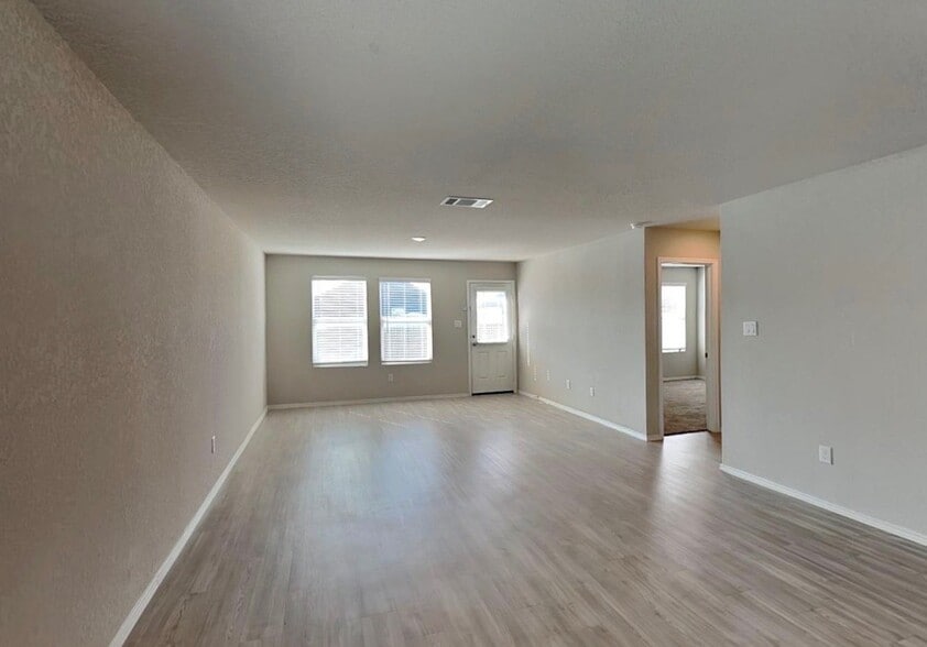 Building Photo - 4332 Rapids Way