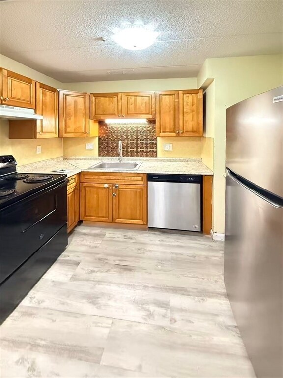 Building Photo - 141 Commercial St