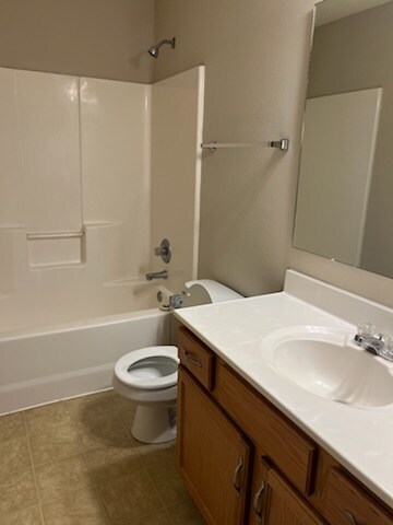 Building Photo - 105 Remington Ct