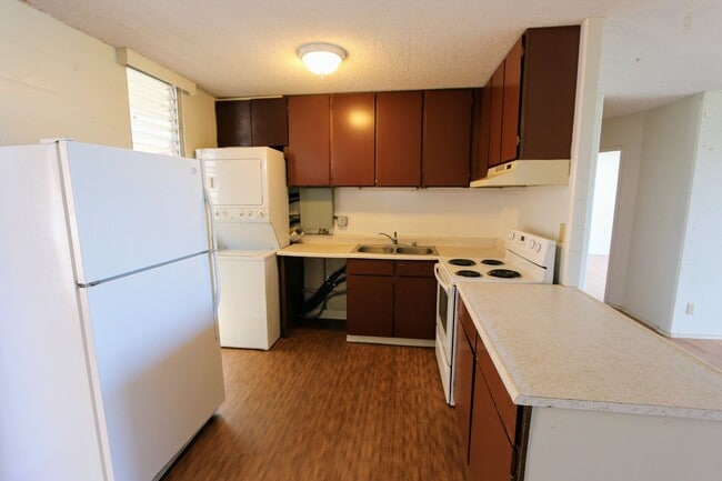 Building Photo - Mililani ~ Cathedral Point 2 Bedroom 1 Bat...