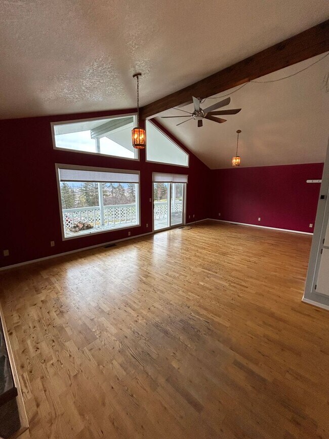 Building Photo - 180 Kookoosint Trail