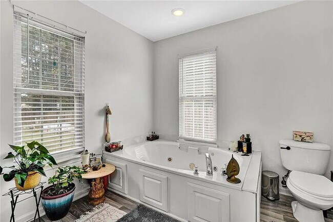 Building Photo - 175 Rock Moss Dr