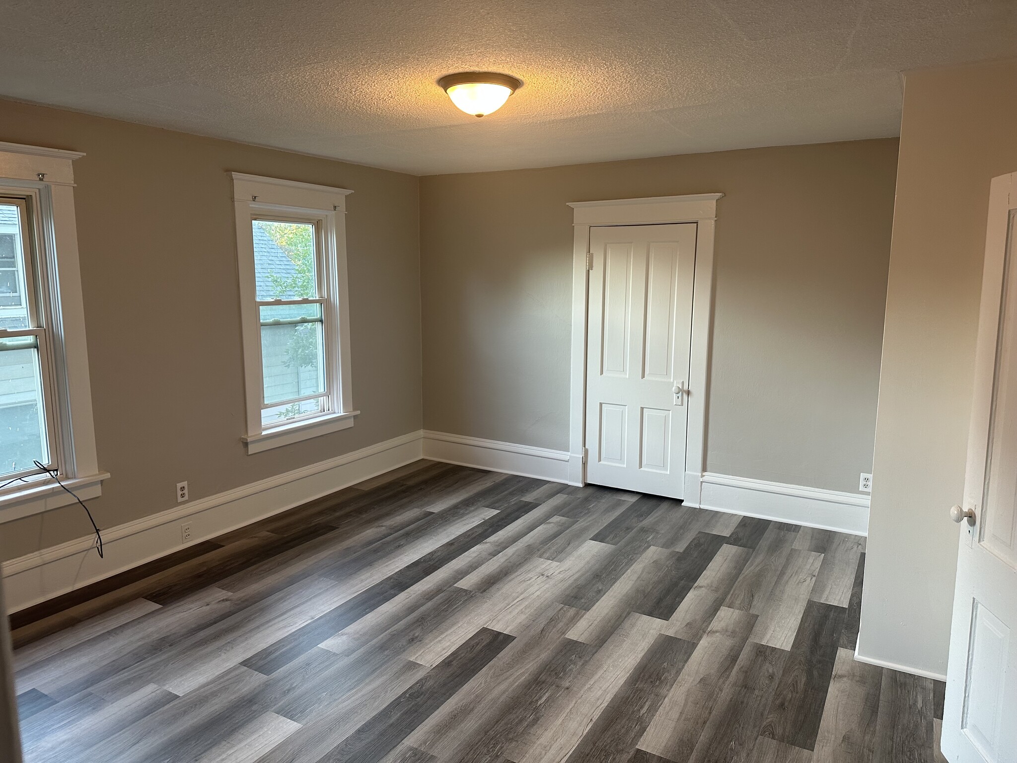 Master Bedroom - 513 3rd Ave SE