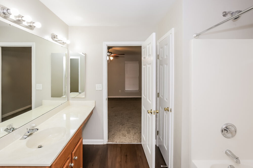 Building Photo - 3425 Stoney Garden Dr