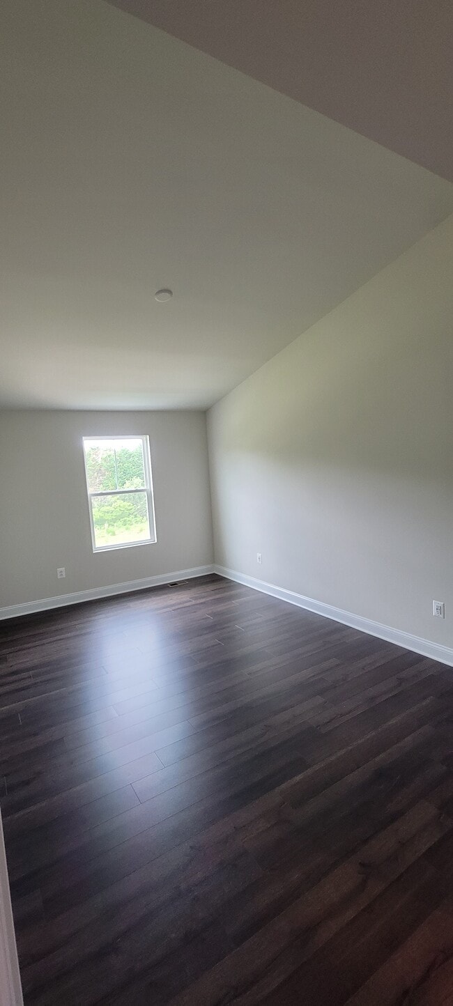 Building Photo - 35169 Wright Way