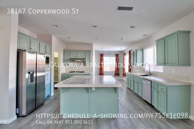 Building Photo - 38167 Copperwood St